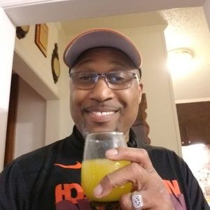 Meet your Posher, Guy